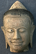 032. Buddha's head masque - wood - H:40cm, W: 2kg -USD 230 -